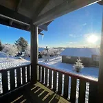 Koselig Og Sentral Med Peis Og Badstue Casa de Férias *