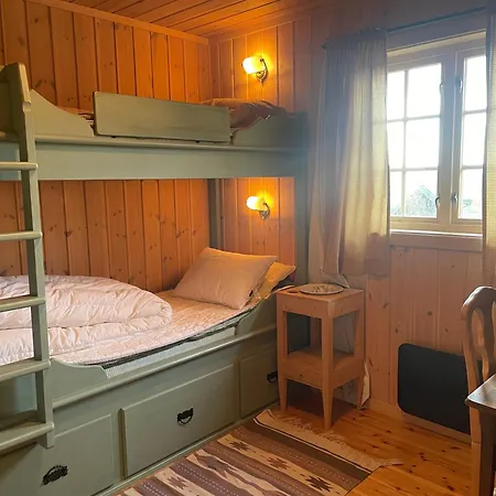 Koselig Og Sentral Med Peis Og Badstue Ferienhaus