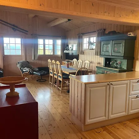 Koselig Og Sentral Med Peis Og Badstue Casa vacanze Beitostolen