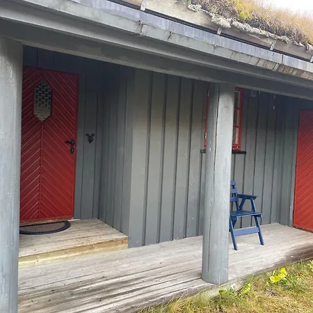 Koselig Og Sentral Med Peis Og Badstue *